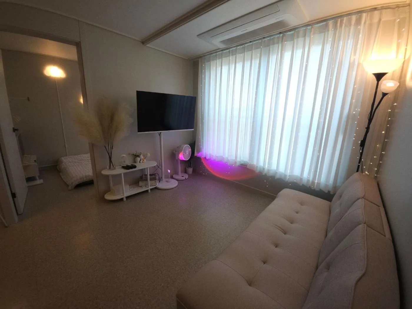 Present In Suseo Bed & Breakfast Seoul 0*,  South Korea