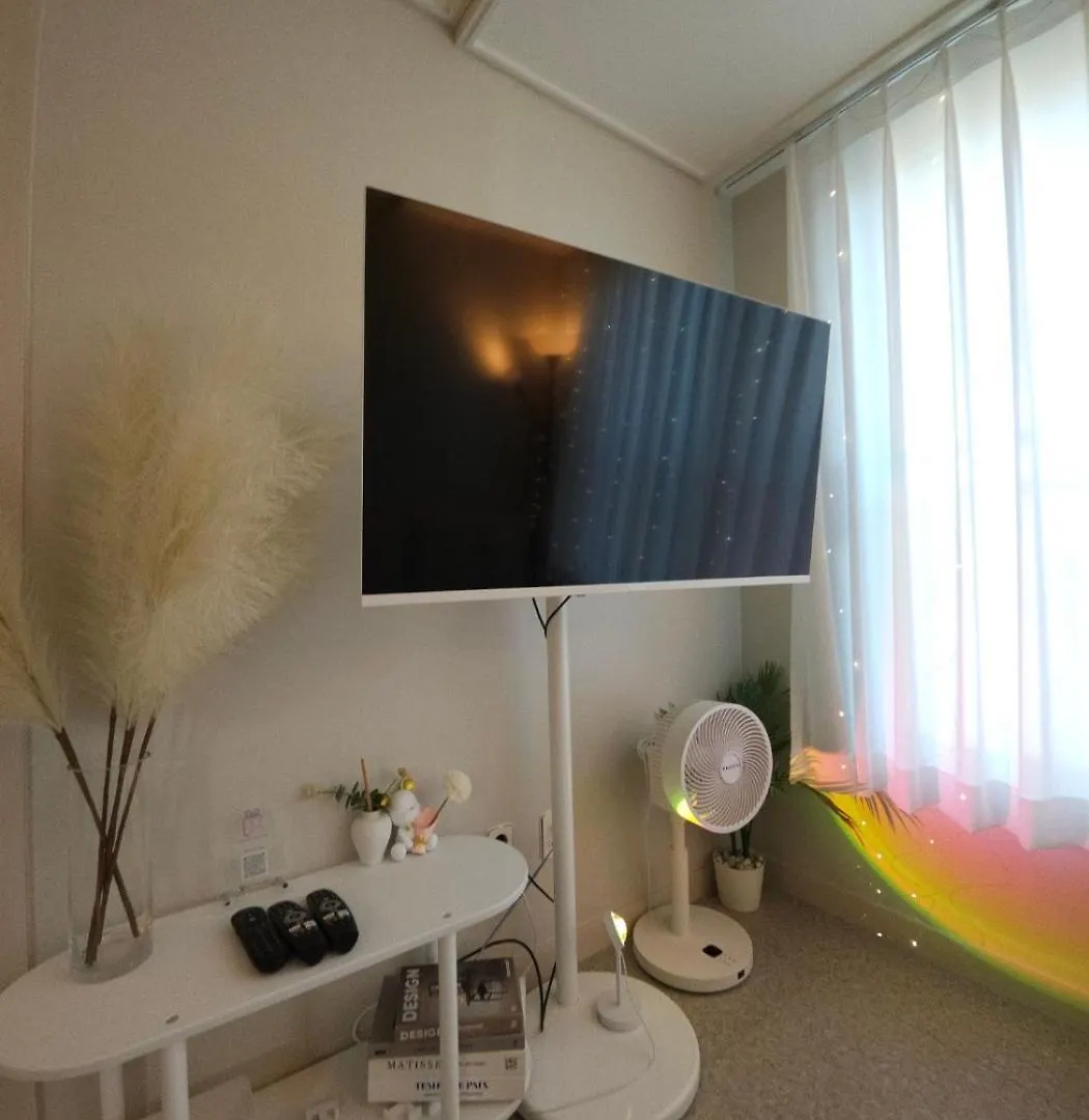 Present In Suseo Bed & Breakfast Seoul